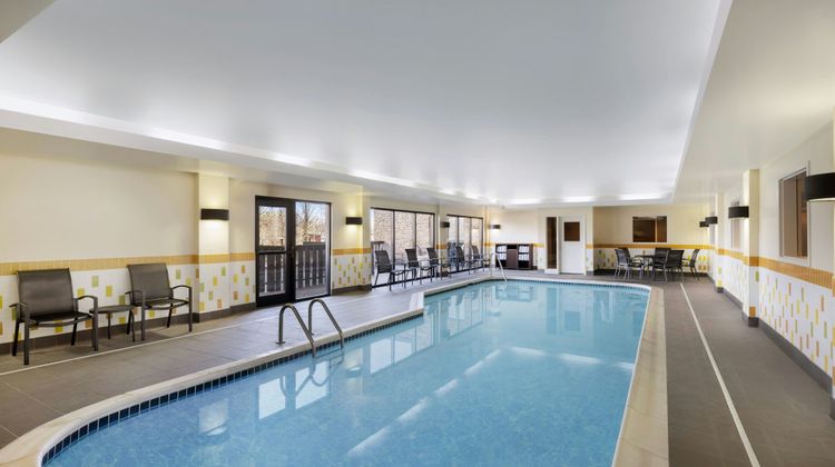Fairfield Inn & Suites, Bowling Green Pool