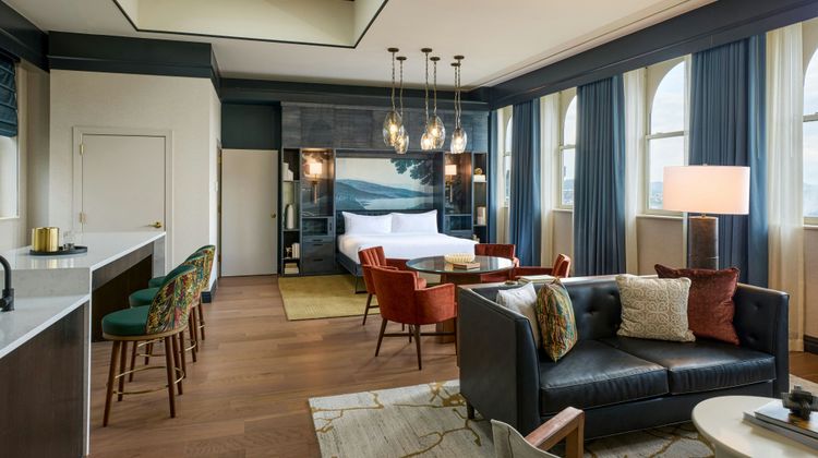 The Atterbury Hotel Autograph Collection Room