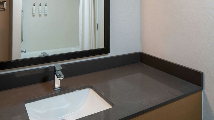 Fairfield Inn & Suites Orange Beach Room