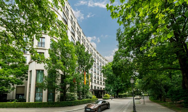 Rocco Forte Charles Hotel Exterior
