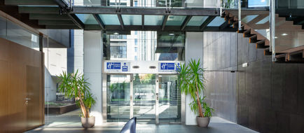 Holiday Inn Express Barcelona City Exterior