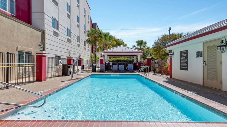 Candlewood Suites, Downtown San Antonio Pool