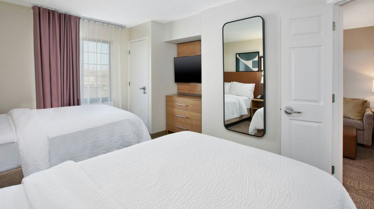 Staybridge Suites - Omaha Room