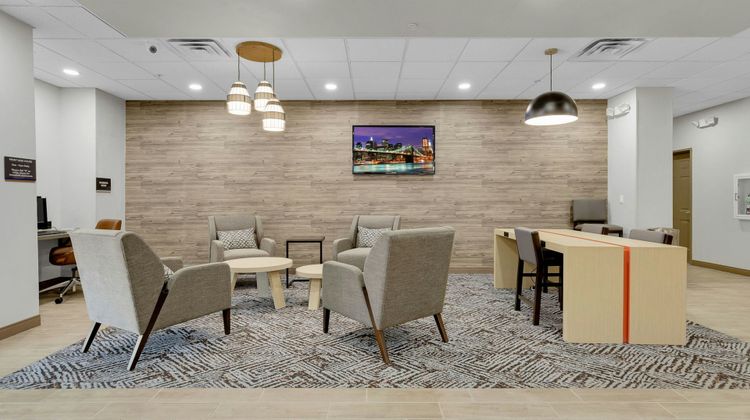 Candlewood Suites, Downtown San Antonio Lobby