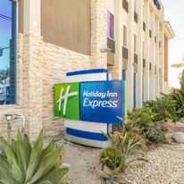Holiday Inn Express Anaheim West