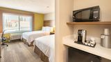 Holiday Inn Express Anaheim West Room