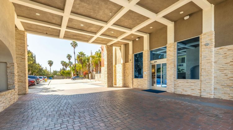 Holiday Inn Express Anaheim West Exterior