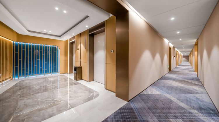 Holiday Inn Express Yibin Lobby