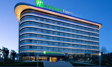 Holiday Inn Express Yibin