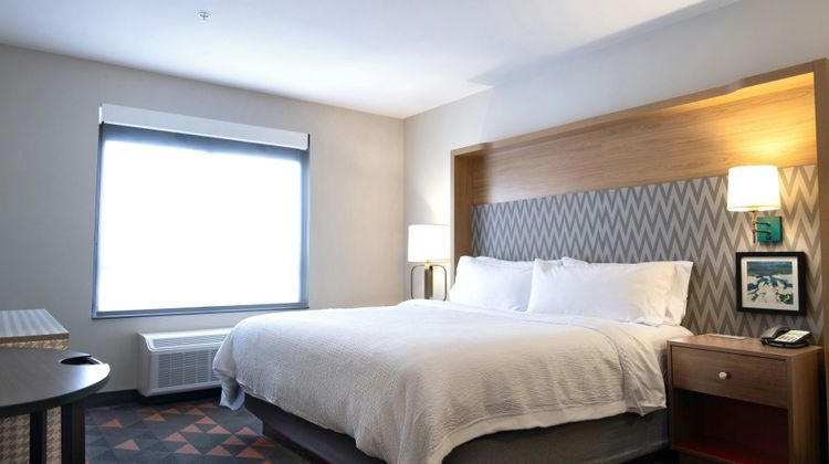 Holiday Inn Suites Philadelphia W Room