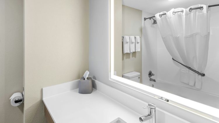 Holiday Inn Express Room
