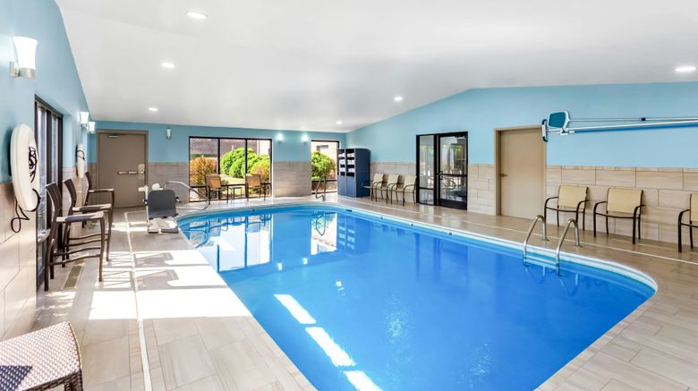<b>Holiday Inn Express Pool</b>. Images powered by <a href="https://www.leonardoworldwide.com/" title="Leonardo Worldwide" target="_blank">Leonardo</a>.