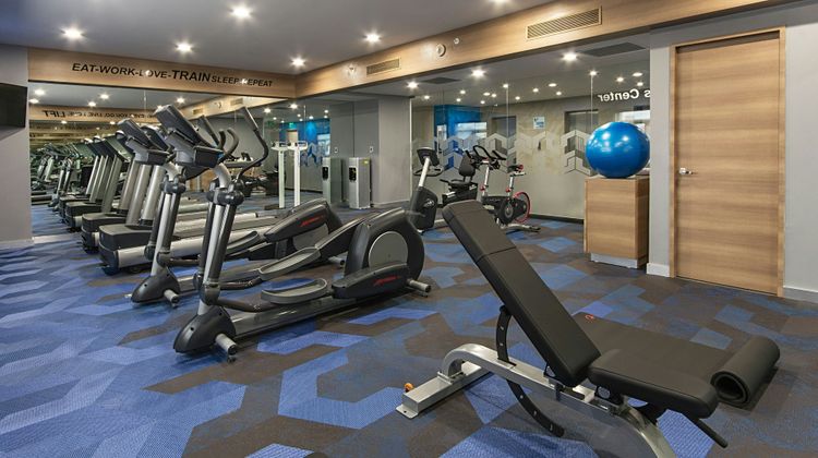 Holiday Inn Express Mexico-Toreo Health Club