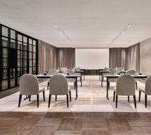 Kimpton Qiantan Shanghai Meeting