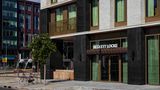 Beckett Locke Exterior
