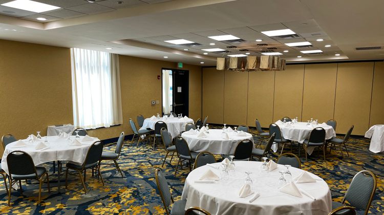 Holiday InnWilliamsburg Historic Gateway Ballroom