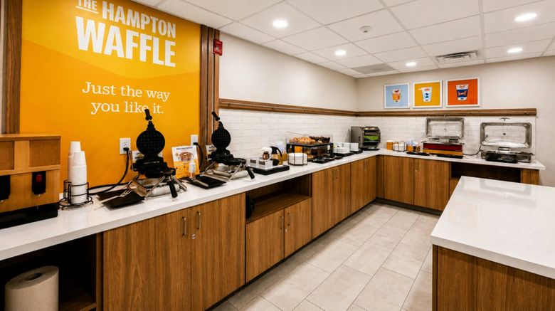 <b>Hampton Inn Sun Valley Restaurant</b>. Images powered by <a href="https://www.leonardoworldwide.com/" title="Leonardo Worldwide" target="_blank">Leonardo</a>.