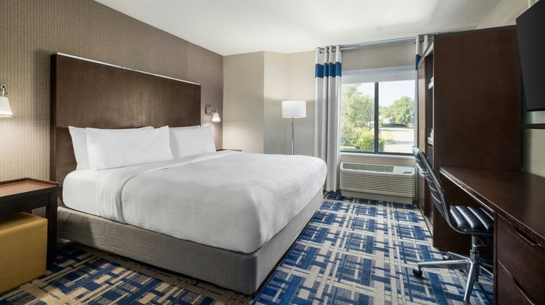 <b>Four Points Charlotte - Lake Norman Room</b>. Images powered by <a href="https://www.leonardoworldwide.com/" title="Leonardo Worldwide" target="_blank">Leonardo</a>.
