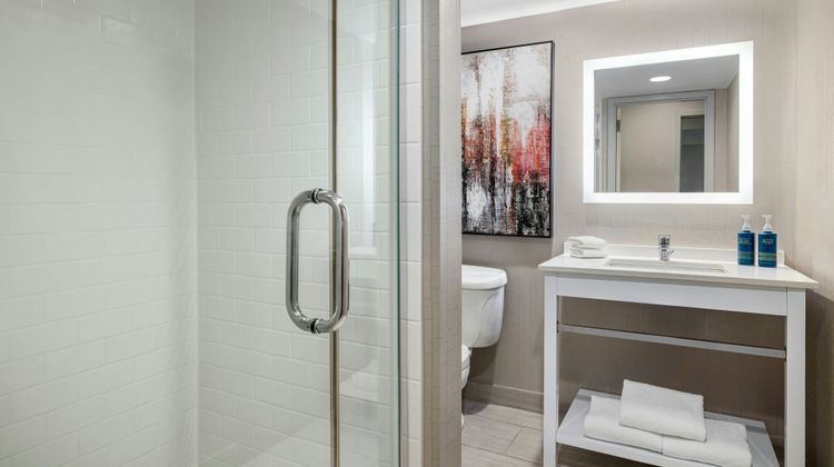 Four Points Charlotte - Lake Norman Room