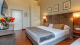 Hotel Embassy City Resort Room