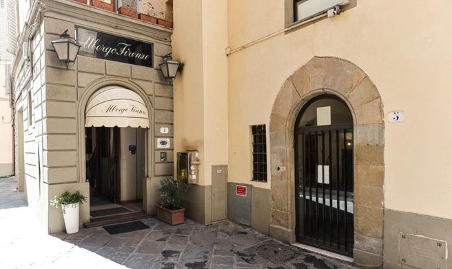 Albergo Firenze Exterior