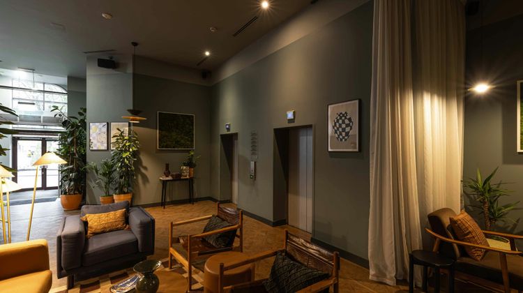 Cove Minshull Street Lobby