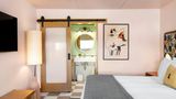 Arrive Albuquerque Room