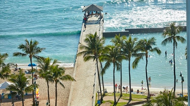 Queen Kapiolani Hotel Beach