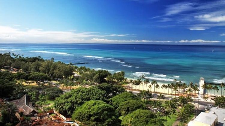 Queen Kapiolani Hotel Beach