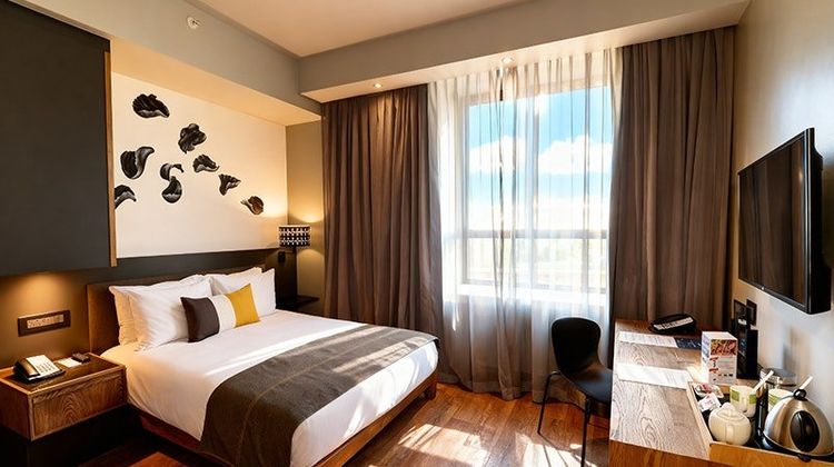 The Piazza Hotel Montecasino Room