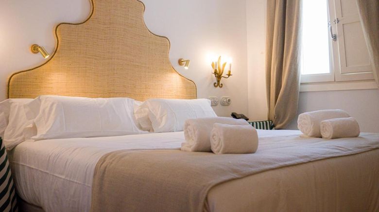 <b>Casa Pizarro Hotel Room</b>. Images powered by <a href="https://www.leonardoworldwide.com/" title="Leonardo Worldwide" target="_blank">Leonardo</a>.