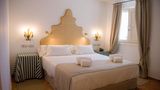 Casa Pizarro Hotel Room
