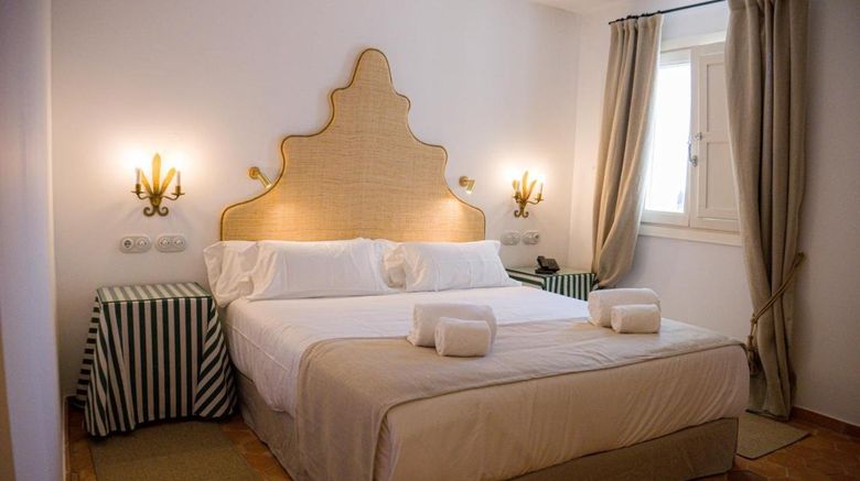 <b>Casa Pizarro Hotel Room</b>. Images powered by <a href="https://www.leonardoworldwide.com/" title="Leonardo Worldwide" target="_blank">Leonardo</a>.