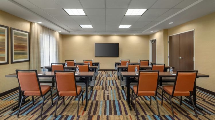 Fairfield Inn & Suites Athens Meeting