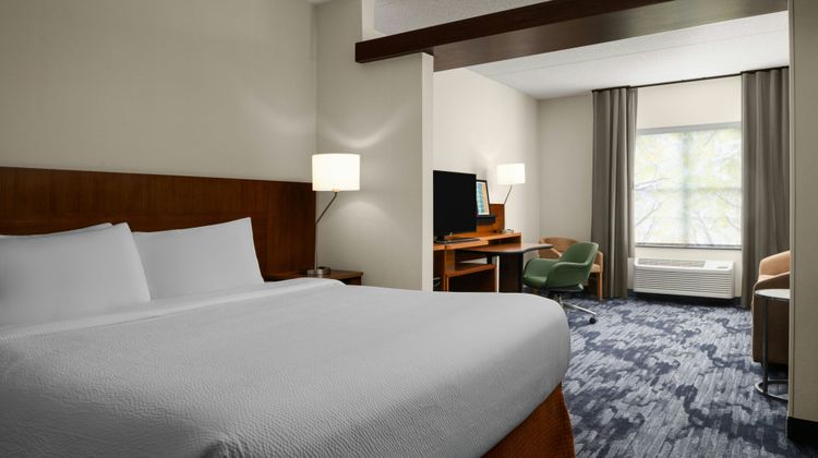 Fairfield Inn & Suites, Olean Room