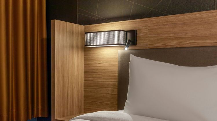 SpringHill Suites by Marriott Norfolk Suite