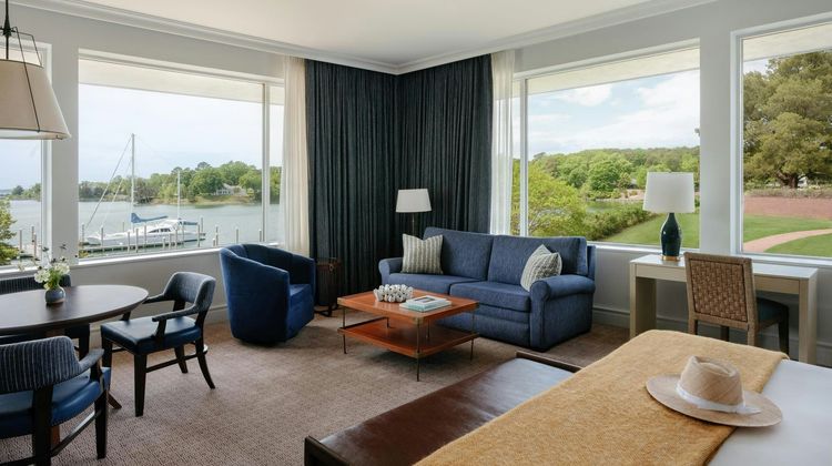 The Tides Inn Suite