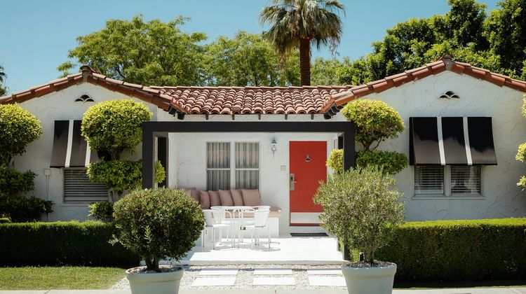 Avalon Hotel & Bungalows Palm Springs Exterior