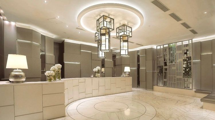 Stanford Hillview Hotel Lobby