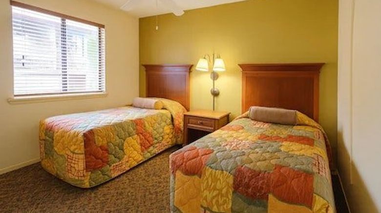 <b>Crown Point Condominiums Room</b>. Images powered by <a href="https://www.leonardoworldwide.com/" title="Leonardo Worldwide" target="_blank">Leonardo</a>.