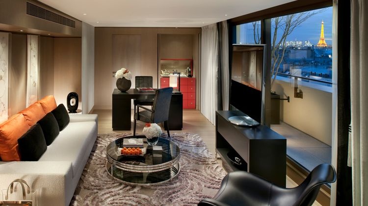 Mandarin Oriental, Paris Suite