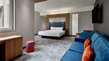 Aloft Munich Suite