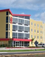 Red Roof Inn & Suites Beaumont
