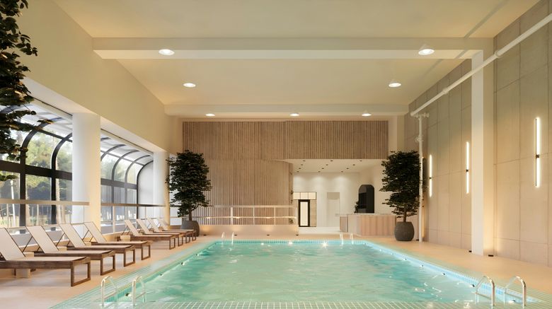 <b>Chelsea Hotel, Toronto Pool</b>. Images powered by <a href="https://www.leonardoworldwide.com/" title="Leonardo Worldwide" target="_blank">Leonardo</a>.