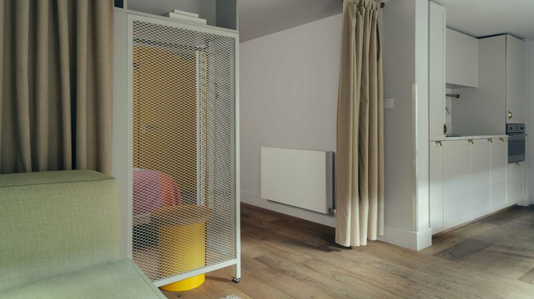 <b>Eden Locke Room</b>. Images powered by <a href="https://www.leonardoworldwide.com/" title="Leonardo Worldwide" target="_blank">Leonardo</a>.