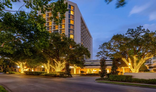 Houston Grand Hotel - River Oaks Exterior