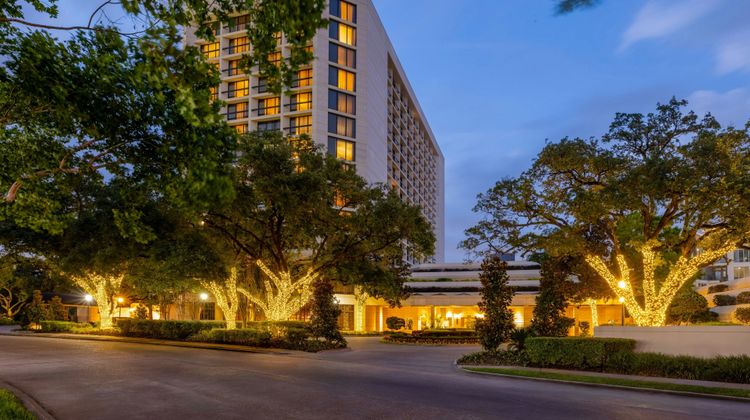 Houston Grand Hotel - River Oaks Exterior