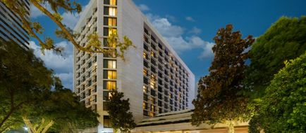 Houston Grand Hotel - River Oaks Exterior
