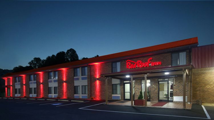 Red Roof Inn Hillsville Exterior