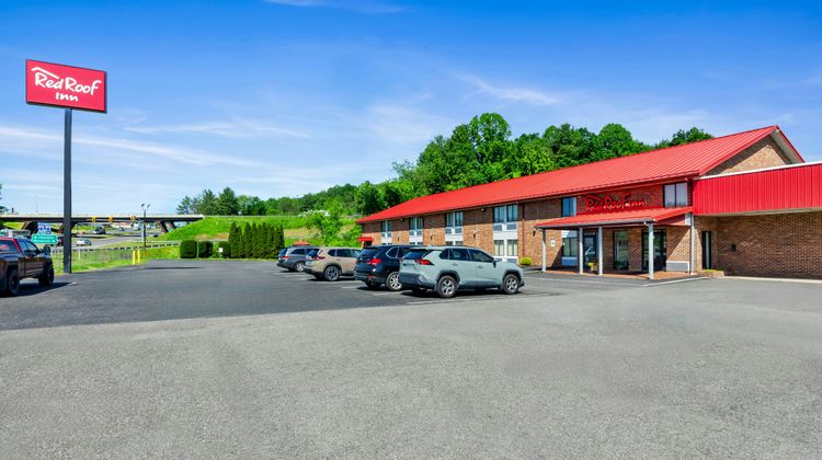 Red Roof Inn Hillsville Exterior